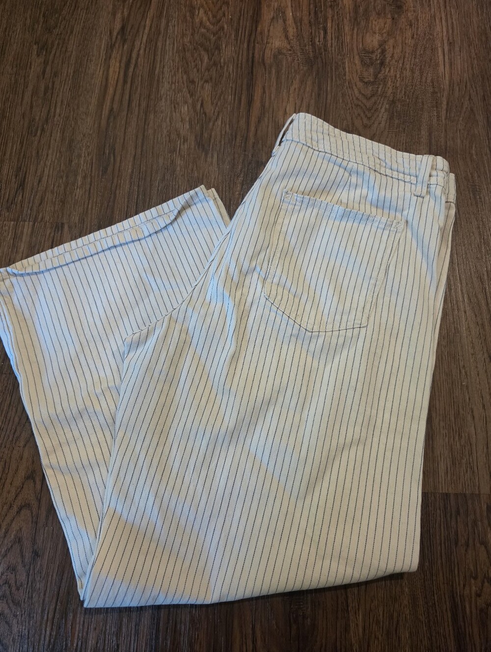 Universal thread sailor pant